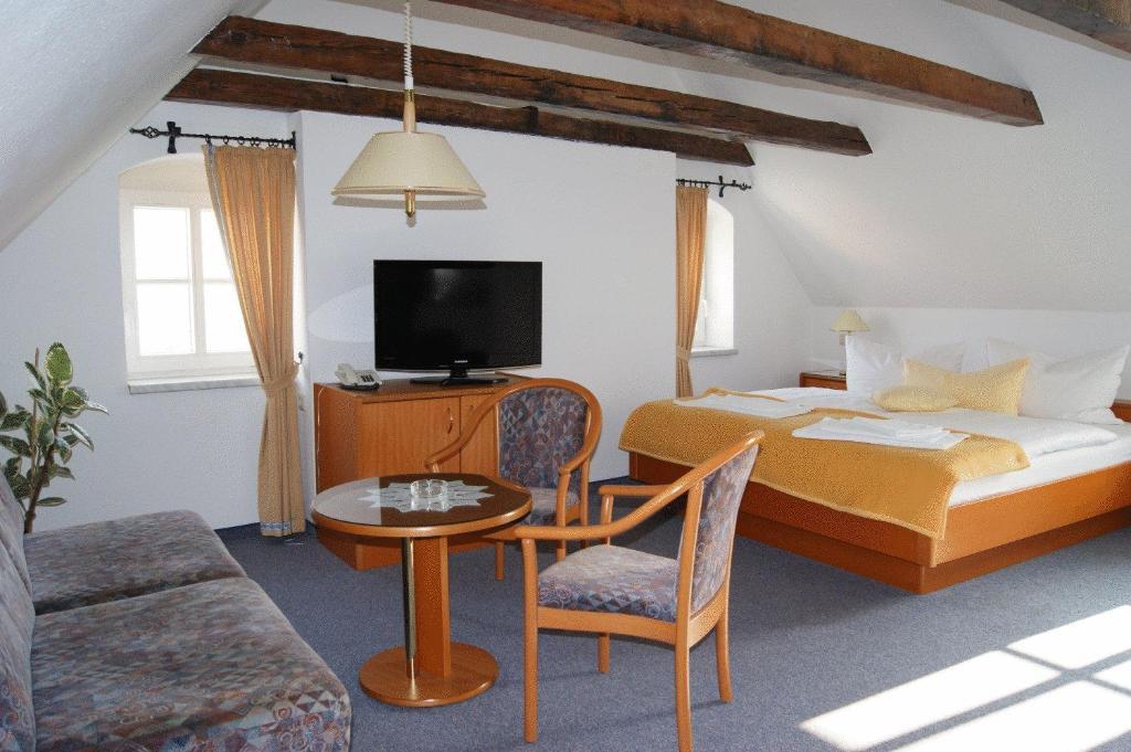 Hotel Peenebruecke Wolgast Exterior photo